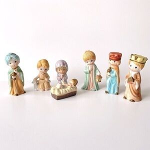 Vintage Frankel Porcelain Nativity Set Scene 7 Pieces